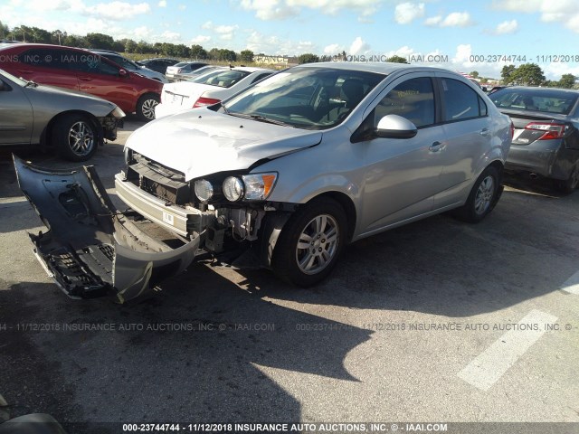 1G1JA5SH3C4201544 - 2012 CHEVROLET SONIC LS 银色 照片 2