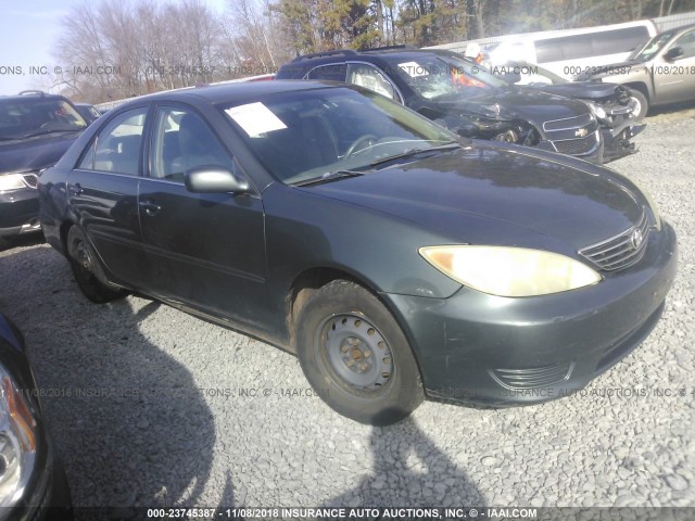 4T1BE30KX6U147341 - 2006 TOYOTA CAMRY LE/XLE/SE GREEN photo 1