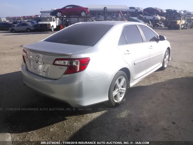 4T1BF1FK3DU696739 - 2013 TOYOTA CAMRY L/SE/LE/XLE Gümüş foto 4
