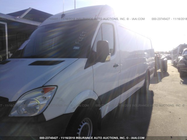 WD3PE8CC4D5730744 - 2013 MERCEDES-BENZ SPRINTER 2500 WHITE photo 6