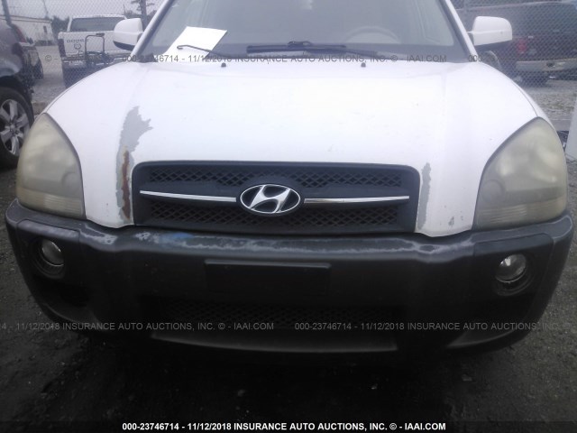 KM8JN12D45U083634 - 2005 HYUNDAI TUCSON GLS/LX WHITE photo 6