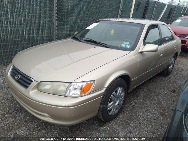 4T1BG22K0YU633662 - 2000 TOYOTA CAMRY CE/LE/XLE 金色 照片 2
