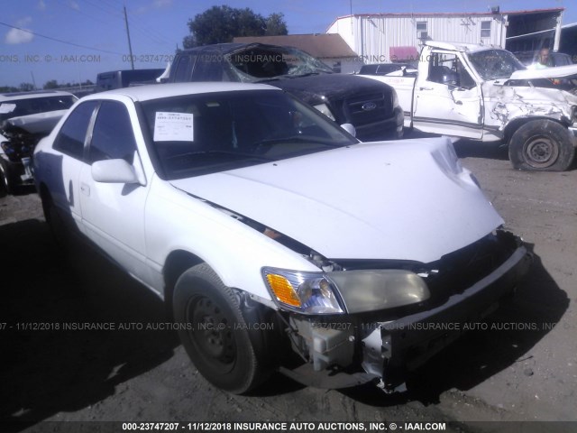 4T1BG22K2YU758808 - 2000 TOYOTA CAMRY CE/LE/XLE 白色 照片 1