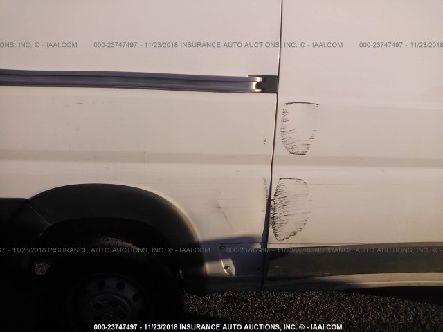 3C6TRVCG0HE513073 - 2017 RAM PROMASTER 2500 2500 HIGH WHITE photo 6