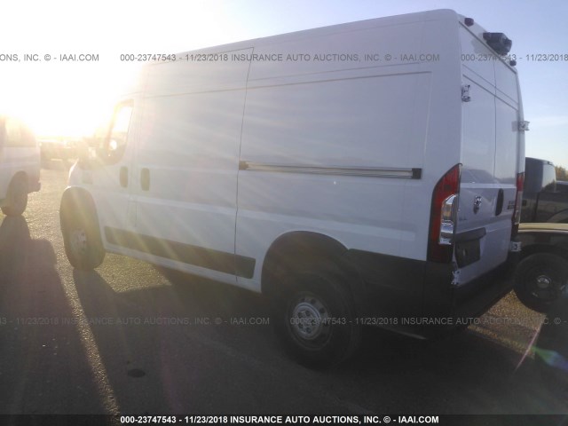 3C6TRVCG3JE132209 - 2018 RAM PROMASTER 2500 2500 HIGH WHITE photo 3
