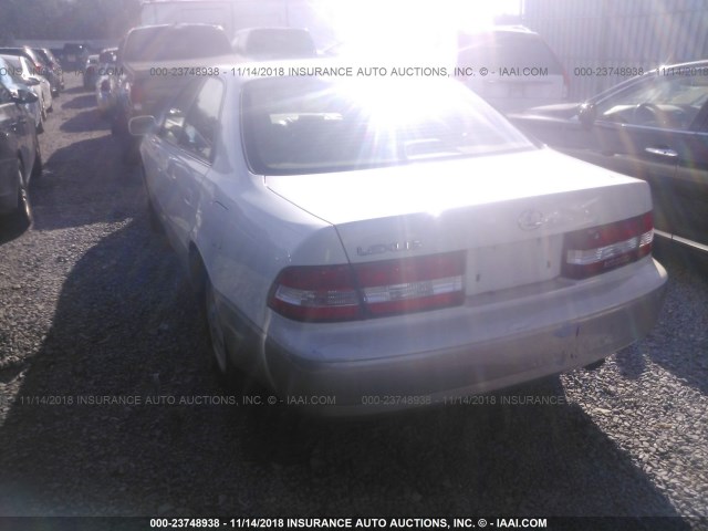 JT8BF28G915109693 - 2001 LEXUS ES 300 WHITE photo 3