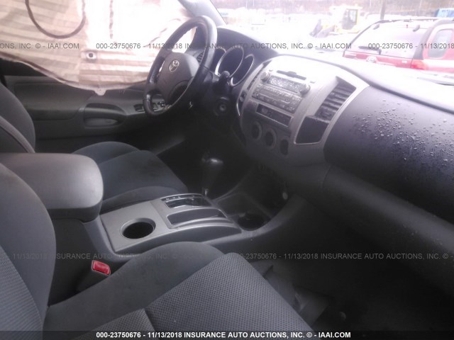 3TMLU4ENXBM065967 - 2011 TOYOTA TACOMA DOUBLE CAB 绿色 照片 5