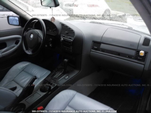 WBABF8332XEH64442 - 1999 BMW 323 IS AUTOMATIC SILVER photo 5