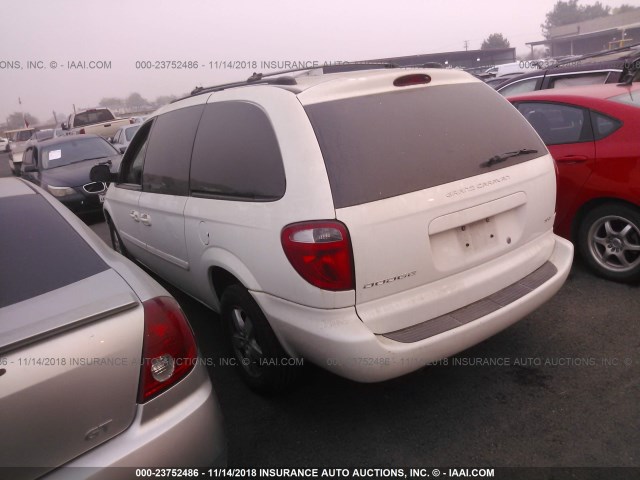 2D4GP44L55R251232 - 2005 DODGE GRAND CARAVAN SXT WHITE photo 3