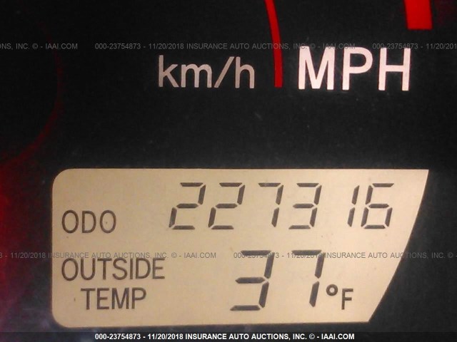 2T1KR38E84C209286 - 2004 TOYOTA COROLLA MATRIX XR BLACK photo 7