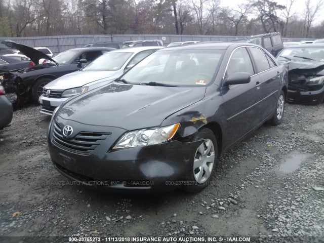 4T1BE46K07U571819 - 2007 TOYOTA CAMRY NEW GENERAT CE/LE/XLE/SE GRAY photo 2