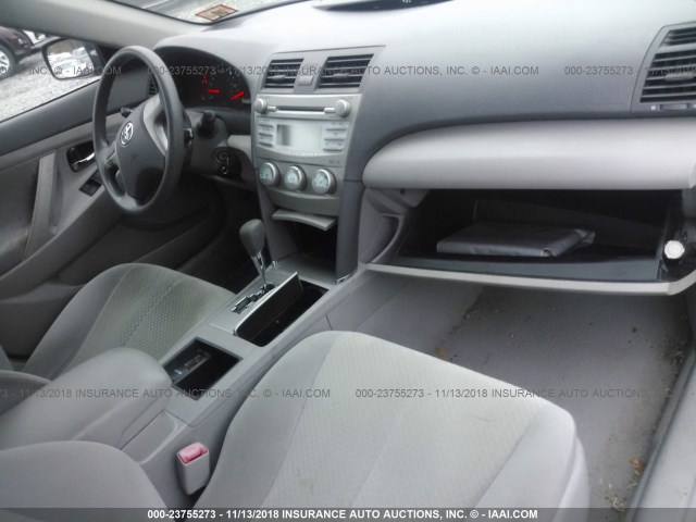 4T1BE46K07U571819 - 2007 TOYOTA CAMRY NEW GENERAT CE/LE/XLE/SE GRAY photo 5