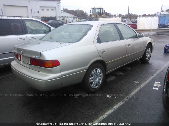 4T1BG22K7YU931934 - 2000 TOYOTA CAMRY CE/LE/XLE 金色 照片 4