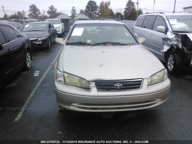 4T1BG22K7YU931934 - 2000 TOYOTA CAMRY CE/LE/XLE 金色 照片 6