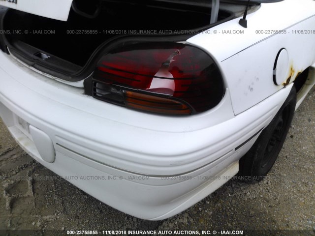 1G2NE12T0WC776208 - 1998 PONTIAC GRAND AM SE WHITE photo 6