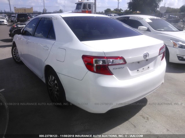 4T1BF1FK4EU426792 - 2014 TOYOTA CAMRY L/SE/LE/XLE Ağ foto 3