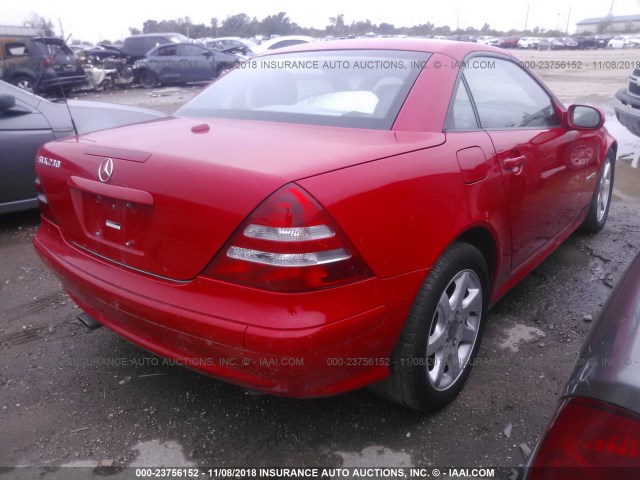 WDBKK49F24F301064 - 2004 MERCEDES-BENZ SLK 230 KOMPRESSOR RED photo 4