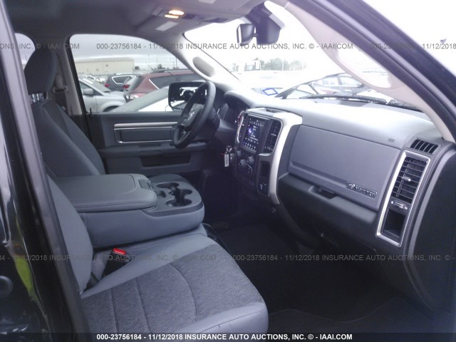 1C6RR6TT2KS509348 - 2019 RAM 1500 CLASSIC SLT Negro foto 5