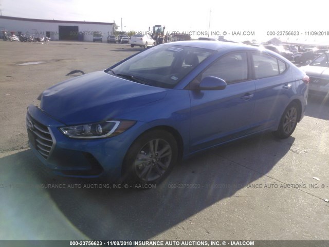 5NPD84LF0JH234239 - 2018 HYUNDAI ELANTRA SEL/VALUE/LIMITED BLUE photo 2