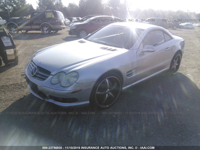 WDBSK75F83F010607 - 2003 MERCEDES-BENZ SL 500R SILVER photo 2