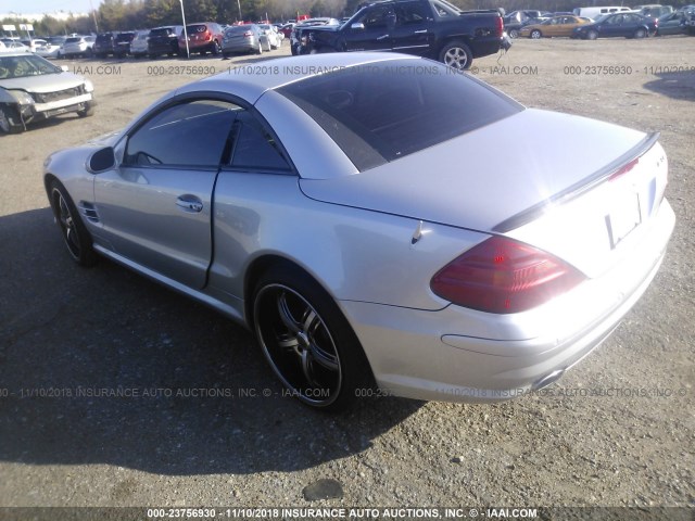 WDBSK75F83F010607 - 2003 MERCEDES-BENZ SL 500R SILVER photo 3