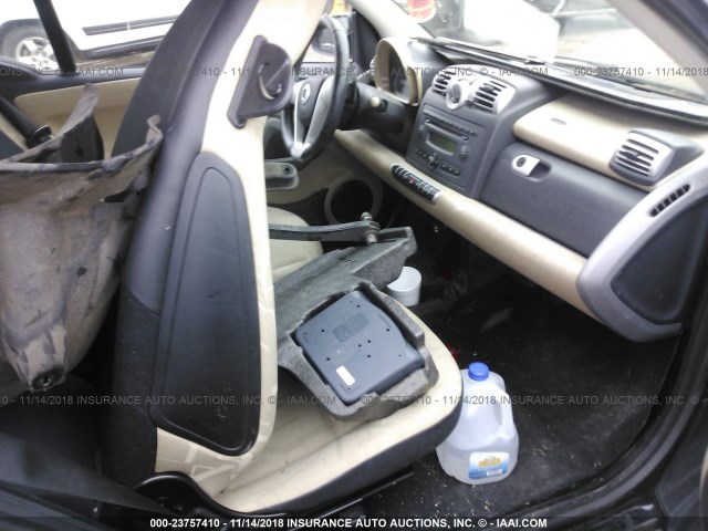 WMEEJ3BA9AK396088 - 2010 SMART FORTWO PURE/PASSION BLACK photo 5