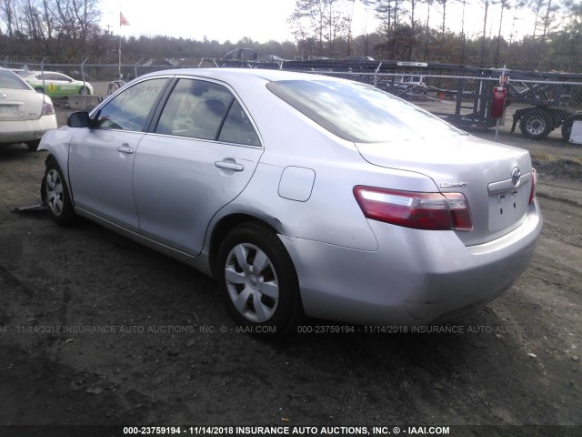 JTNBE46K673006769 - 2007 TOYOTA CAMRY NEW GENERAT CE/LE/XLE/SE SILVER photo 3