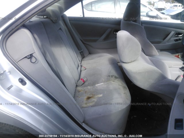 JTNBE46K673006769 - 2007 TOYOTA CAMRY NEW GENERAT CE/LE/XLE/SE SILVER photo 8