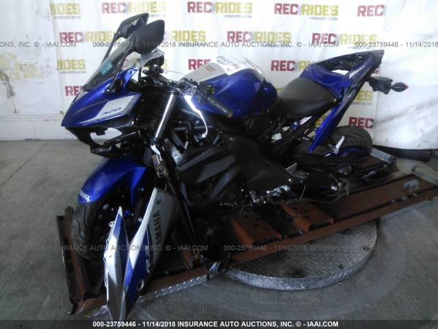 MH3RH06Y7FK002078 - 2015 YAMAHA YZFR3 BLUE photo 2