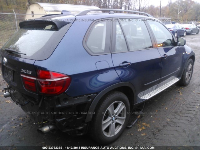 5UXZV4C57CL989536 - 2012 BMW X5 XDRIVE35I BLUE photo 4