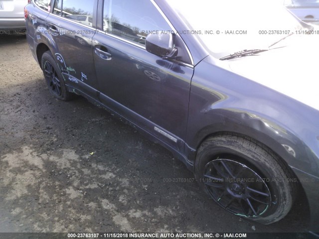 4S4BRBACXC3301649 - 2012 SUBARU OUTBACK 2.5I GRAY photo 6