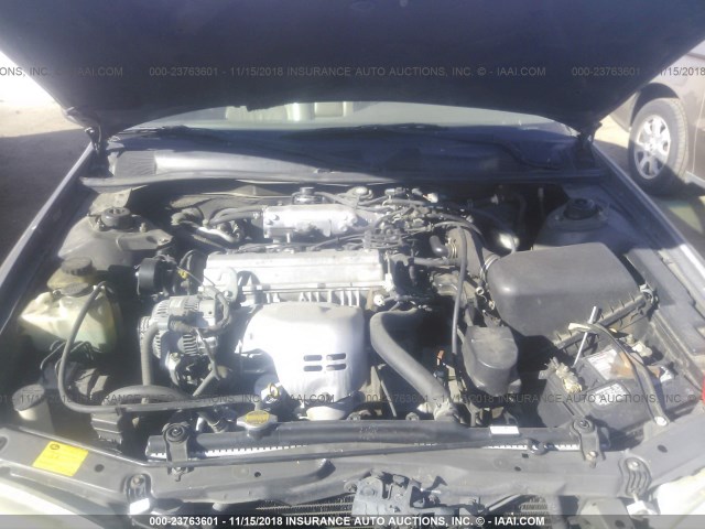 4T1BG22K6VU142296 - 1997 TOYOTA CAMRY CE/LE/XLE 银色 照片 10