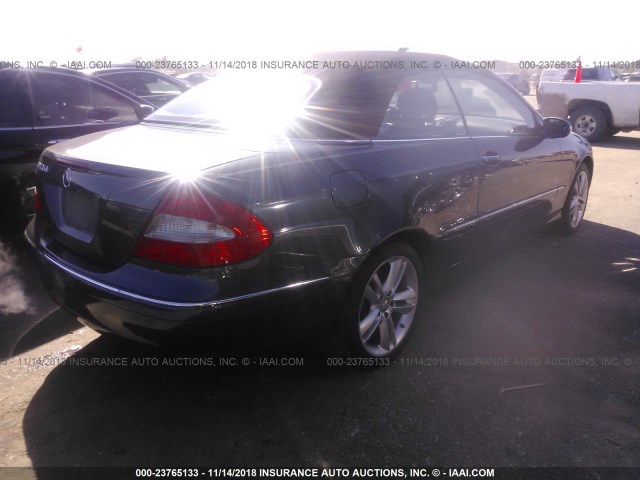 WDBTK56F08F243346 - 2008 MERCEDES-BENZ CLK 350 GRAY photo 4