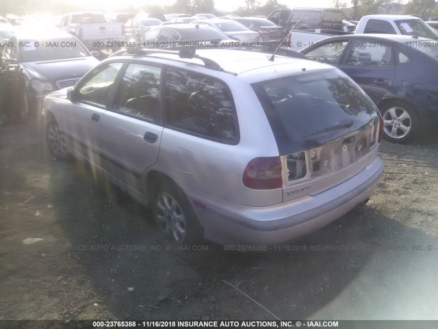 YV1VW2550YF484565 - 2000 VOLVO V40 GRAY photo 3