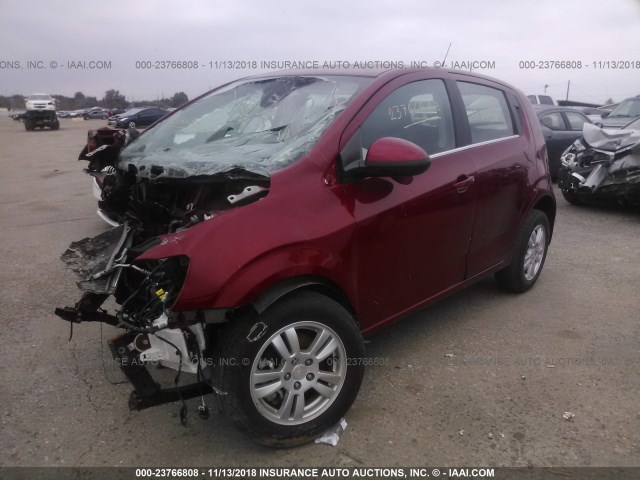 1G1JC6SH3D4111764 - 2013 CHEVROLET SONIC LT RED photo 2