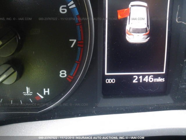 2T3WFREV9JW469179 - 2018 TOYOTA RAV4 ADVENTURE/XLE 银色 照片 7