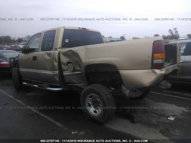 1GTFC29U6YE347480 - 2000 GMC NEW SIERRA C2500 GOLD photo 3