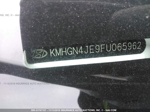 KMHGN4JE9FU065962 - 2015 HYUNDAI GENESIS 3.8L WHITE photo 9