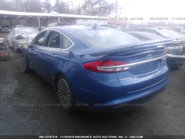 3FA6P0RU2HR368855 - 2017 FORD FUSION TITANIUM HEV BLUE photo 3