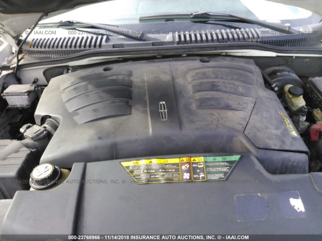 5LMEU88H74ZJ39667 - 2004 LINCOLN AVIATOR 白色 照片 10