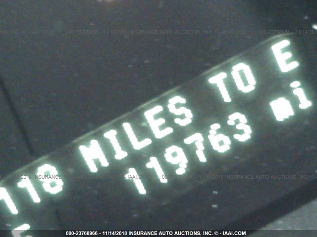 5LMEU88H74ZJ39667 - 2004 LINCOLN AVIATOR 白色 照片 7