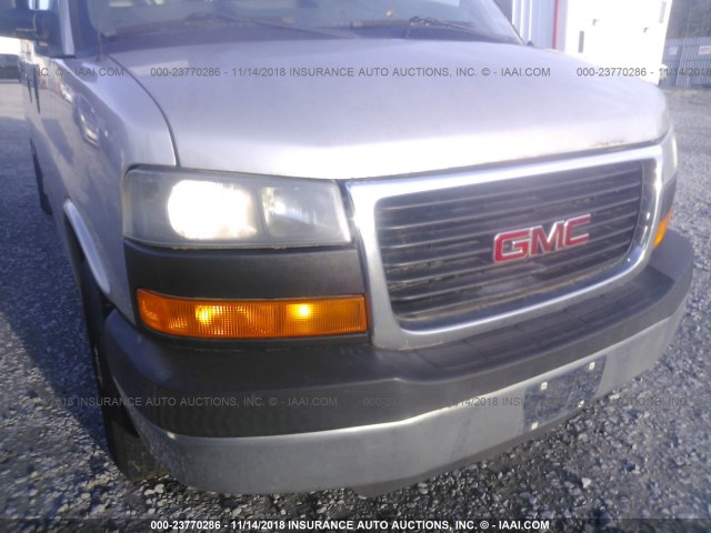 1GTHG39K891100374 - 2009 GMC SAVANA G3500 BEIGE photo 6