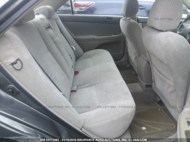 4T1BE32K24U900175 - 2004 TOYOTA CAMRY LE/XLE/SE GRAY photo 8