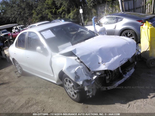 KMHJF35F5YU044593 - 2000 HYUNDAI ELANTRA GLS WHITE photo 1