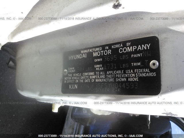 KMHJF35F5YU044593 - 2000 HYUNDAI ELANTRA GLS WHITE photo 9