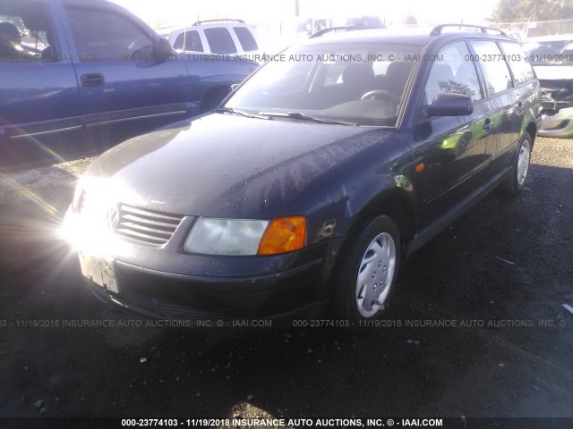 WVWNA63B6WE341031 - 1998 VOLKSWAGEN PASSAT GLS BLACK photo 2