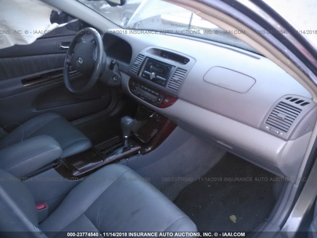 JTDBE30K863045806 - 2006 TOYOTA CAMRY LE/XLE Сұр фото 5