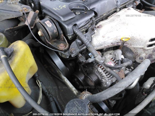 JTDBE32K820075915 - 2002 TOYOTA CAMRY LE/XLE/SE BURGUNDY photo 6