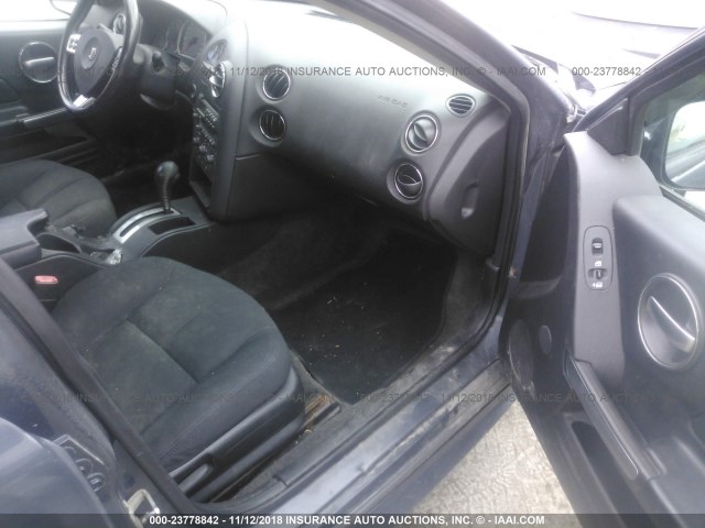 2G2WP552481175093 - 2008 PONTIAC GRAND PRIX შავი ფოტო 5