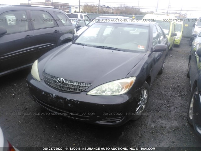 4T1BE32K02U523617 - 2002 TOYOTA CAMRY LE/XLE/SE BROWN photo 2